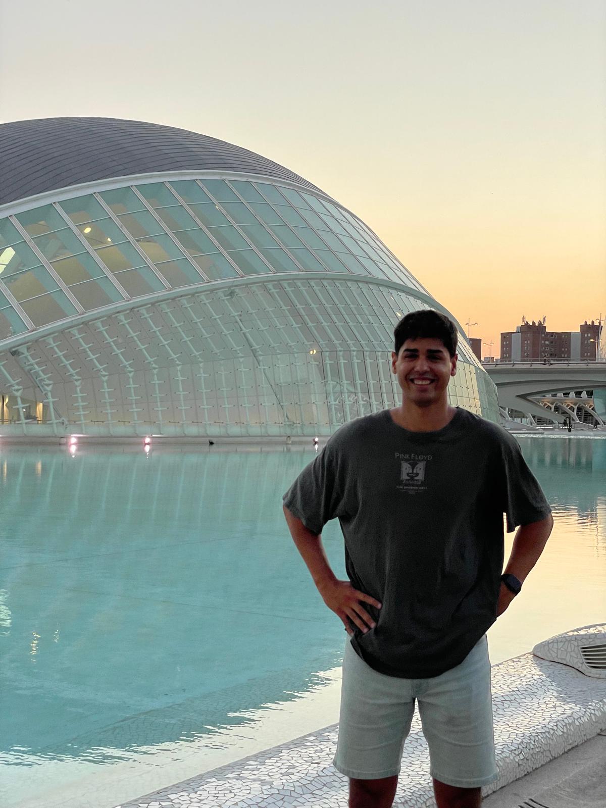 De candidato a profesional: El papel de Talent Point en el éxito laboral de Antonio Avellana